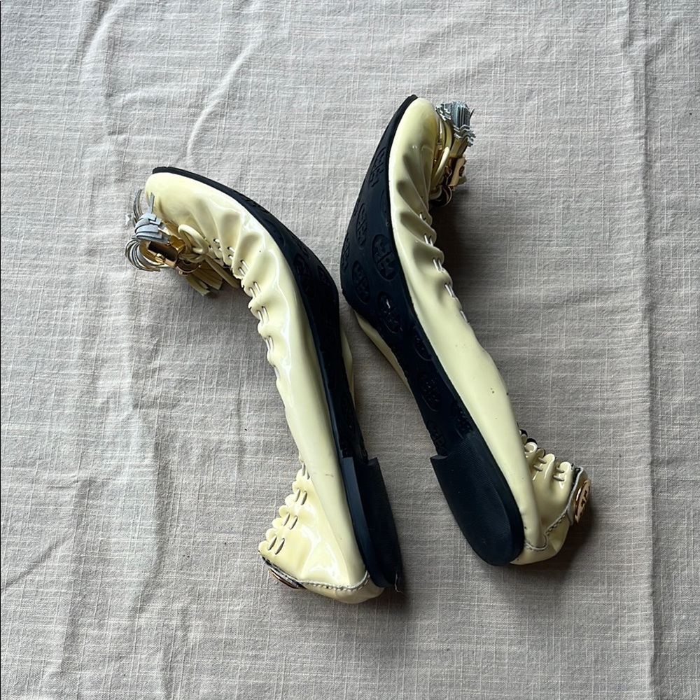 Tory Burch Yellow Flats - Picture 4 of 10